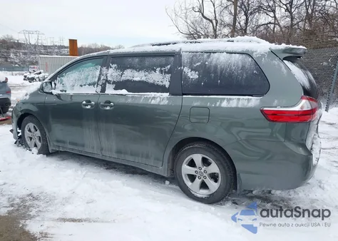 2018 Toyota Sienna Le 8 Passenger from USA, damaged, VIN 5TDKZ3DC4JS948534